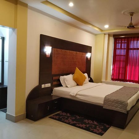 Hotel Sc Continental Itānagar Exterior foto