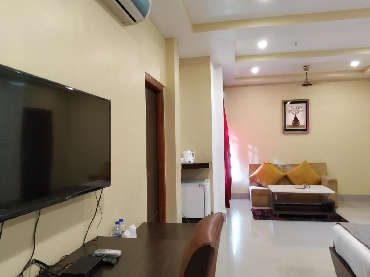 Hotel Sc Continental Itānagar Exterior foto