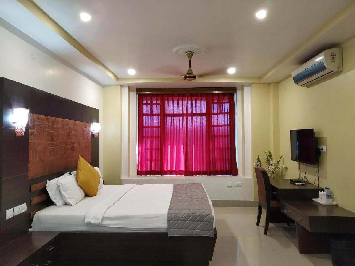 Hotel Sc Continental Itānagar Exterior foto