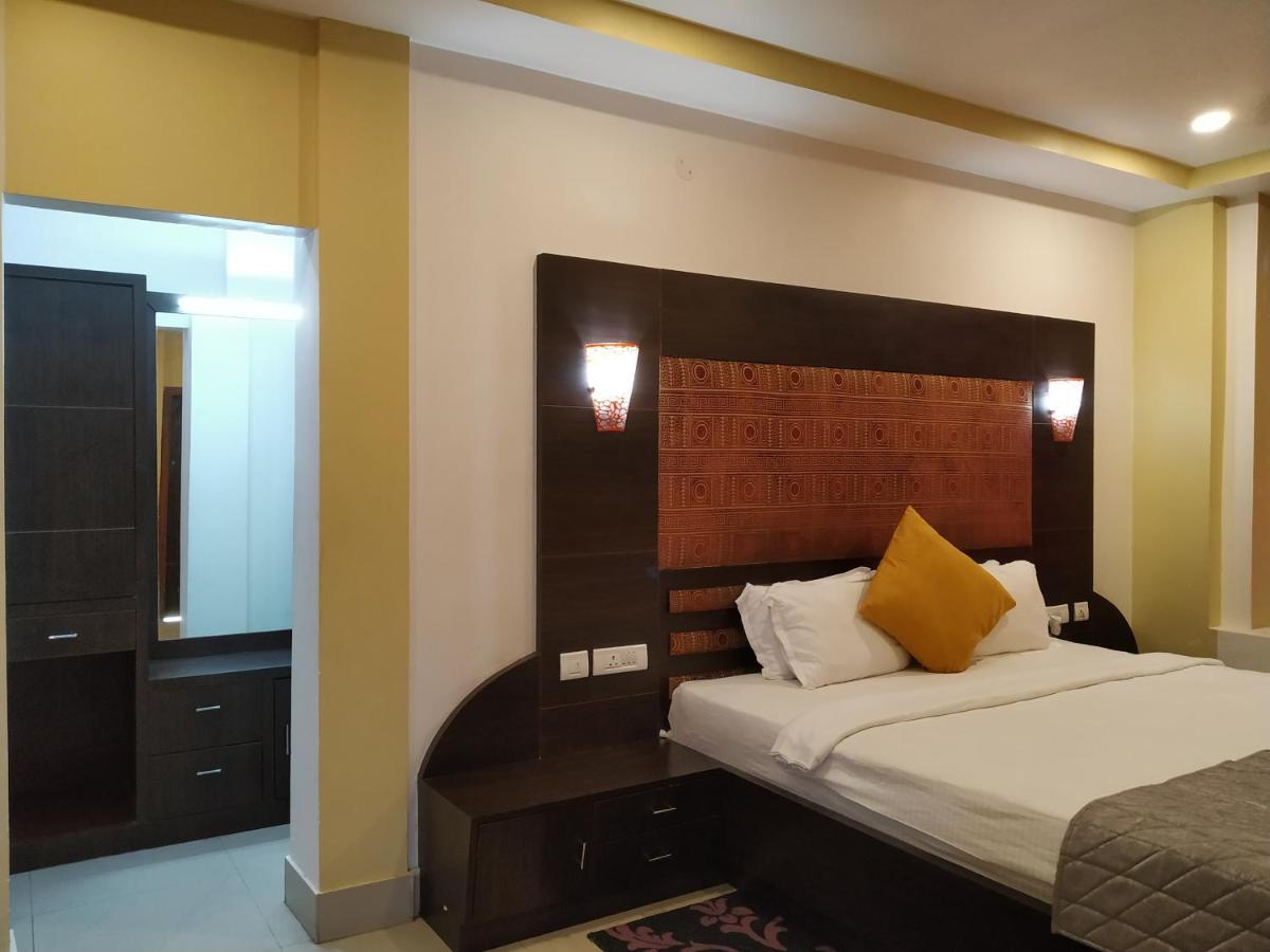 Hotel Sc Continental Itānagar Exterior foto
