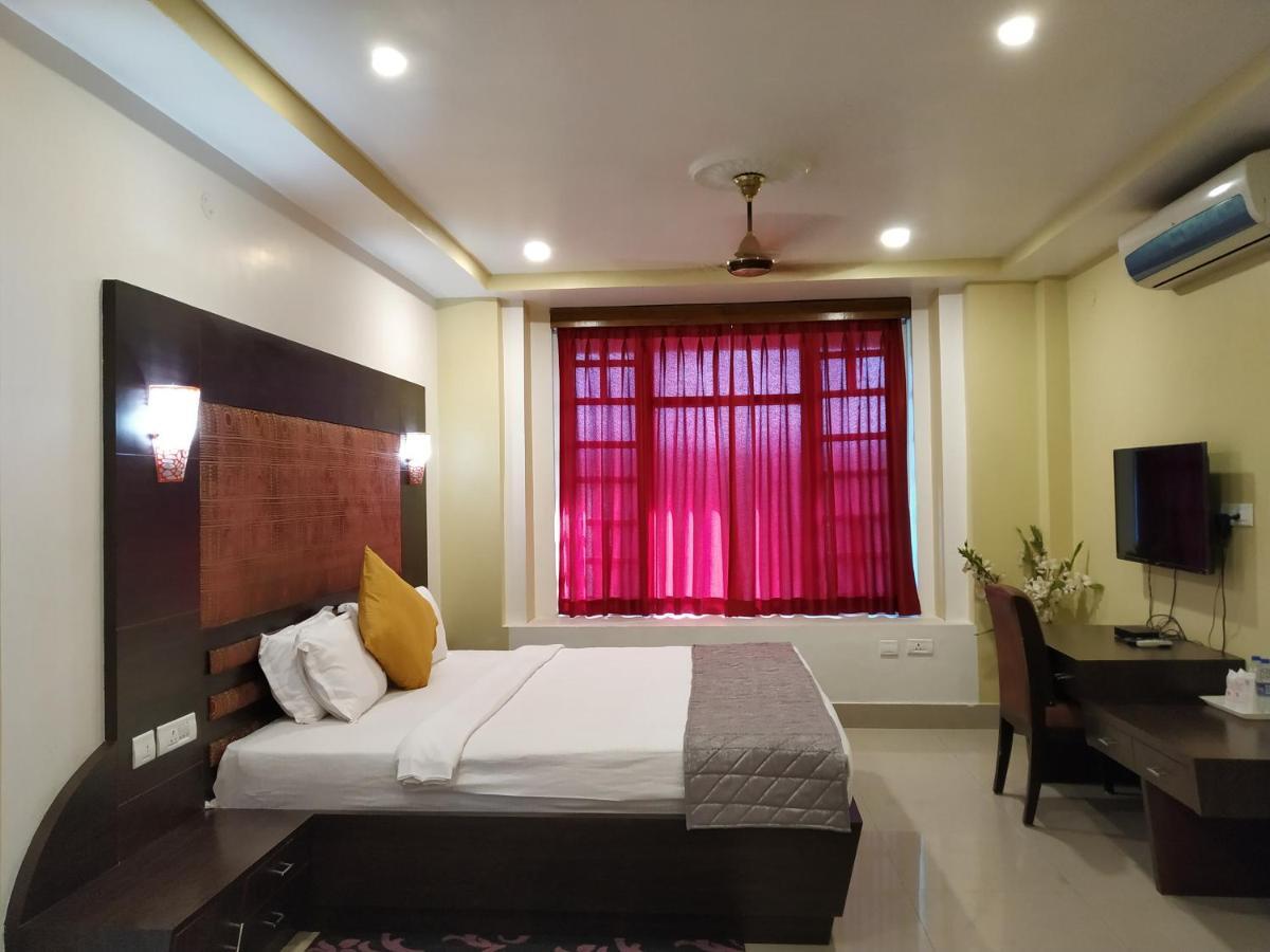 Hotel Sc Continental Itānagar Exterior foto